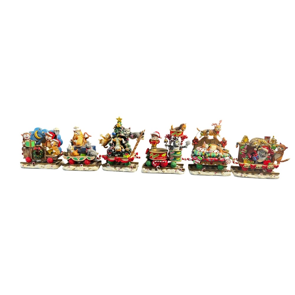 Danbury Mint Multicolored Holiday Train Figurine Set